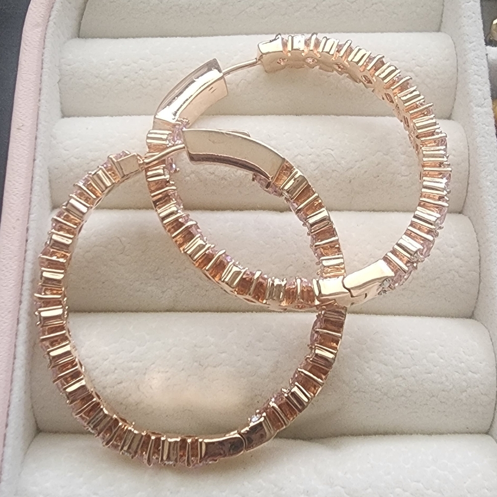 Elegant Pink Tone‎ Hoop Earrings